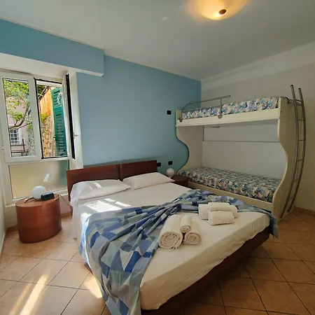 Apartment Giulio's Terraces In The Bay *