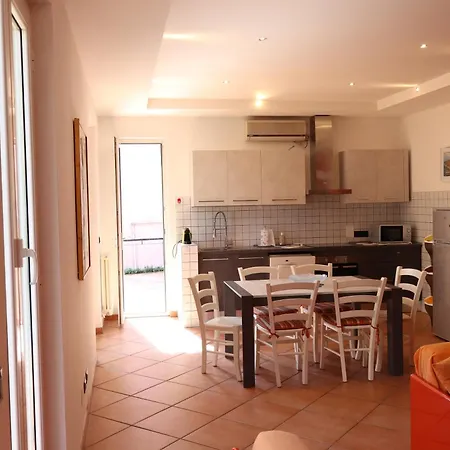 Apartment Giulio's Terraces In The Bay