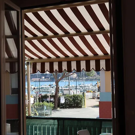 Apartment Giulio's Terraces In The Bay *